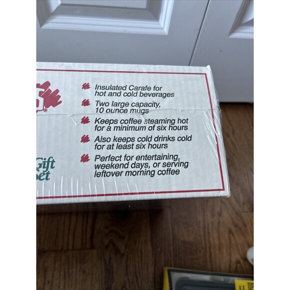 Vintage 1993 Thermos Coffee Carafe Gift Set Hot and Cold Beverage 3 Piece NEW - Picture 3 of 6